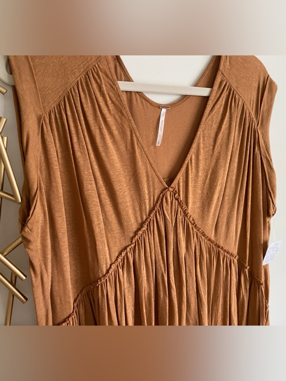 NWT Free People Dark Tan Sleevless Smocked Drapey Flowy Babydoll Tank Top - L - Picture 2 of 5